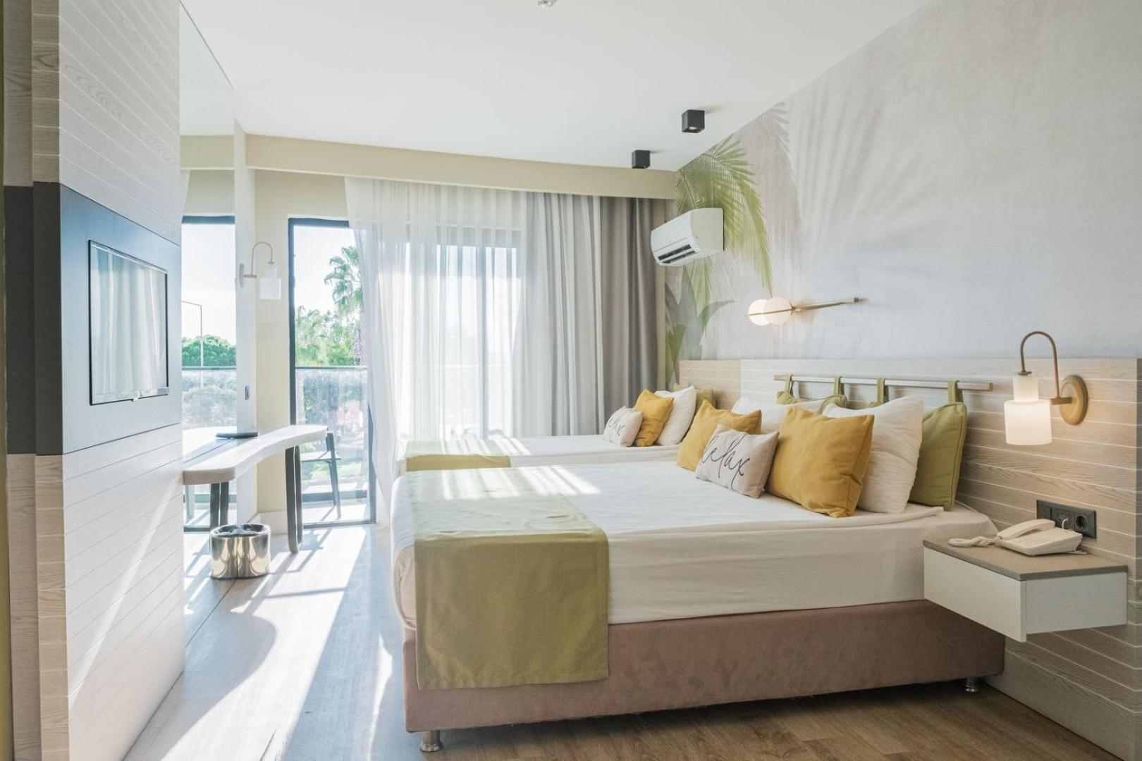 Side Square Hotel エクステリア 写真